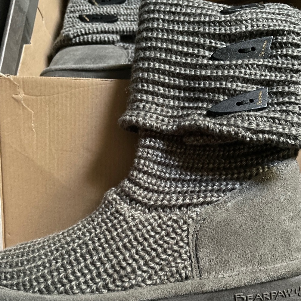Knit boots